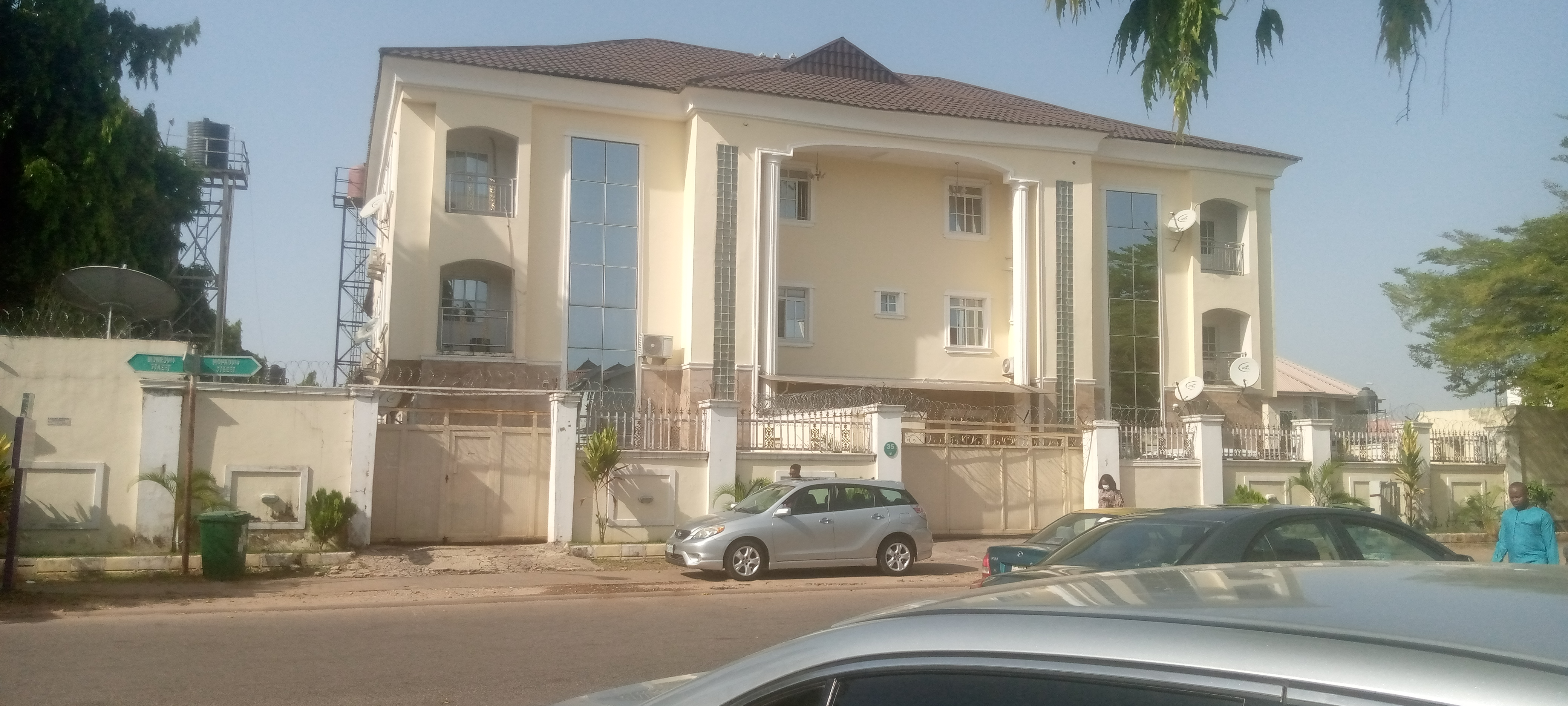 NOW LETTING FOR OFFICE USE: A Tastefully finished 6 Units of 3 Bedroom Flat on 3 floors+ Boy’s Quarters in a secured compound.
